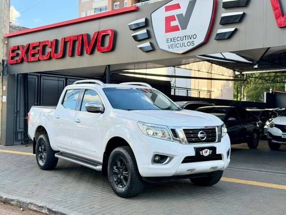 NISSAN FRONTIER 2.3 16V TURBO DIESEL LE CD 4X4 AUTOMÁTICO NISSAN FRONTIER 2.3 16V TURBO DIESEL LE CD 4X4 AUTOMÁTICO